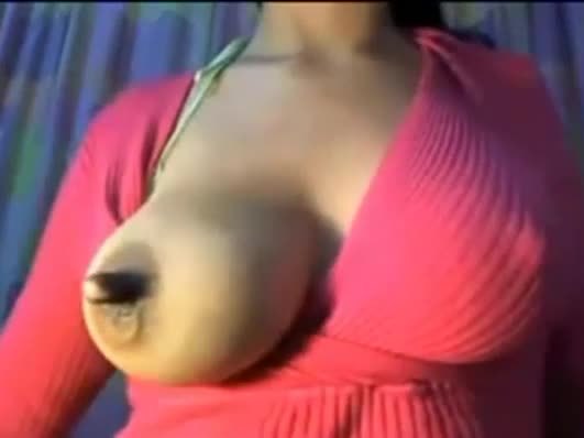 Big tits babe teasing with her huge nipplee nipple